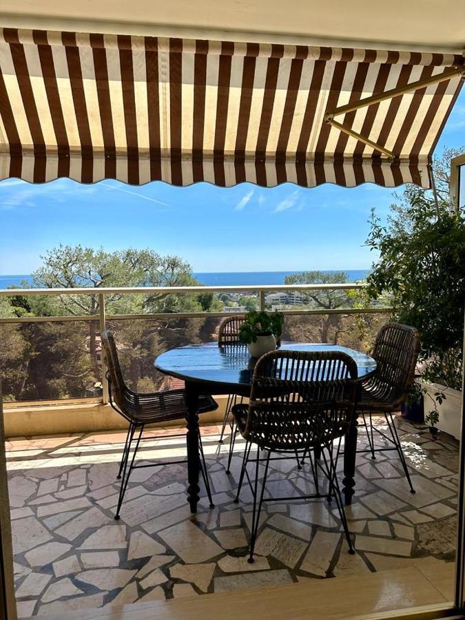 Bel Appartement Avec Vue Mer Villeneuve-Loubet Exterior foto