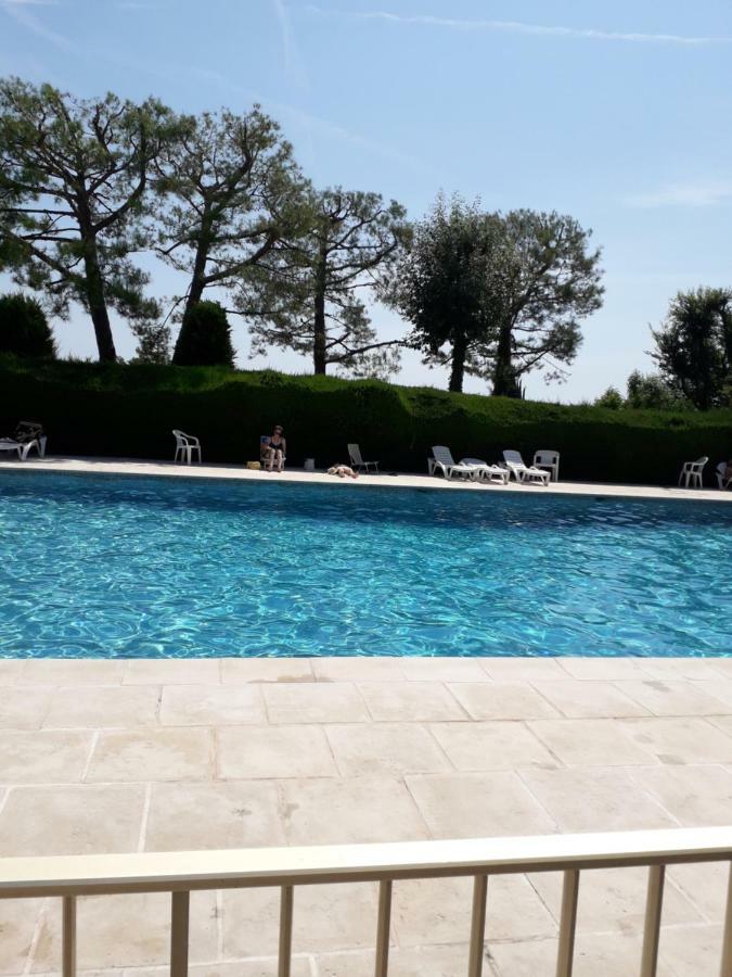 Bel Appartement Avec Vue Mer Villeneuve-Loubet Exterior foto